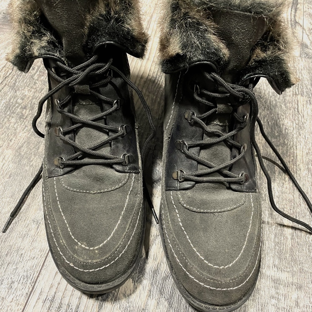 Sporto Suede Waterproof Heel Boot
